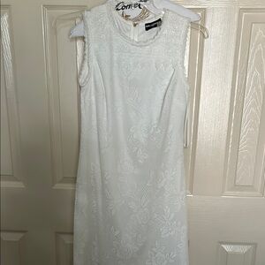 White Lace Sleeveless Dress